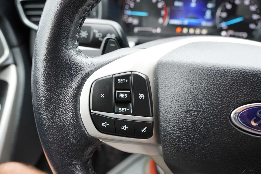 Used 2020 White Ford XLT image 34