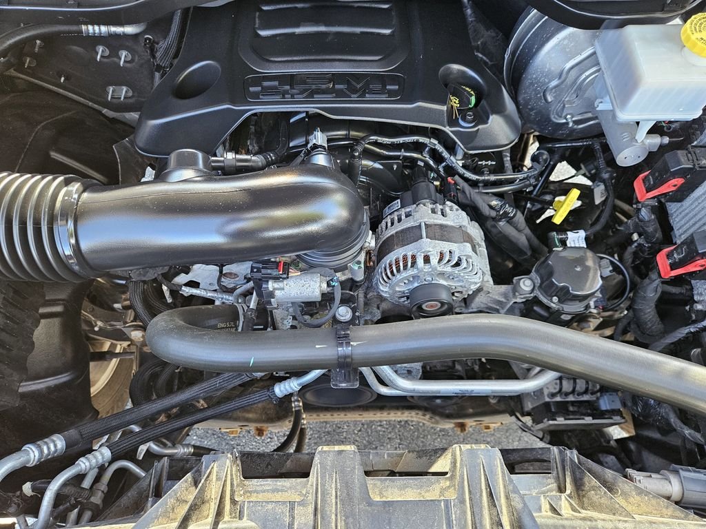 Used 2022 Silver Ram Laramie image 30