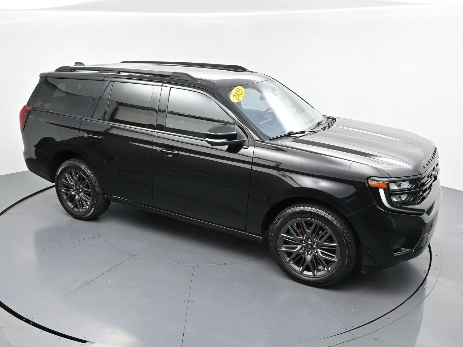 Used 2025 Black Ford Platinum image 53