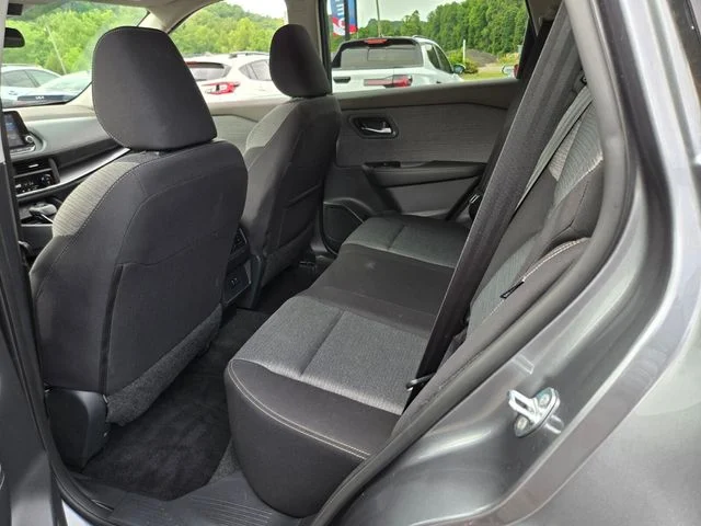 Used 2023 Gray Nissan SV image 11