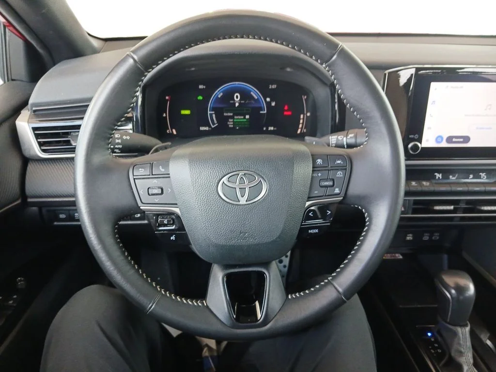 Used 2025 Red Toyota Hybrid image 17