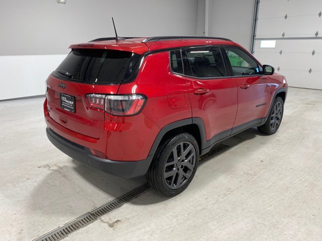 2026 Jeep Compass Latitude Altitude - Photo 4