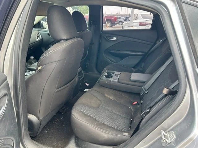 Used 2015 Silver Dodge SXT image 17