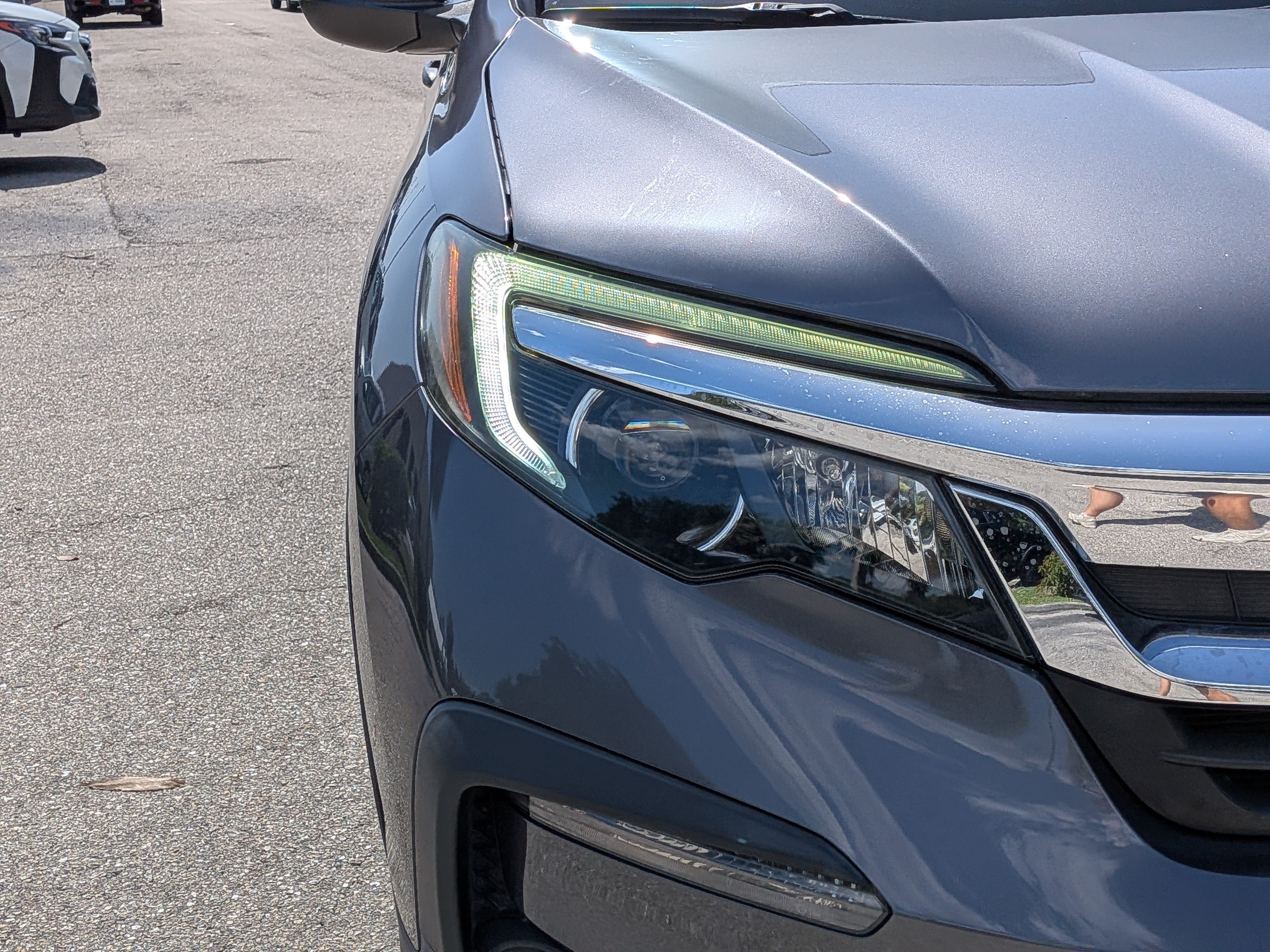 Used 2021 Modern Steel Metallic Honda LX image 9