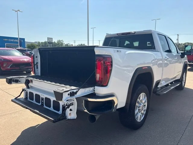 Used 2023 SUMMIT WHITE GMC SLT image 7