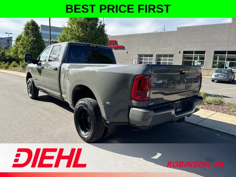 New 2026 Ceramic Gray Clear-Coat Exterior Paint RAM Laramie image 5