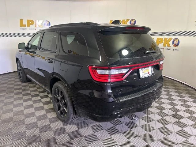 New 2026 Diamond Black Clear-Coat Exterior Paint Dodge GT PLUS image 7