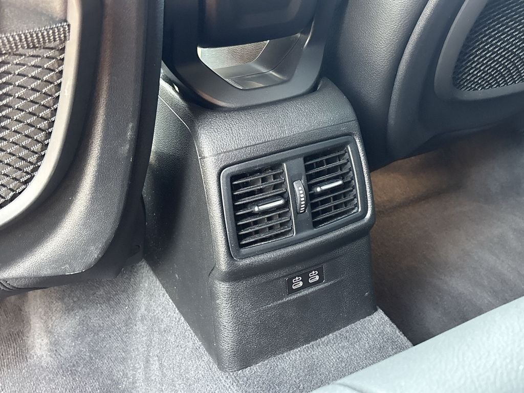 Used 2021 White BMW xDrive28i image 23