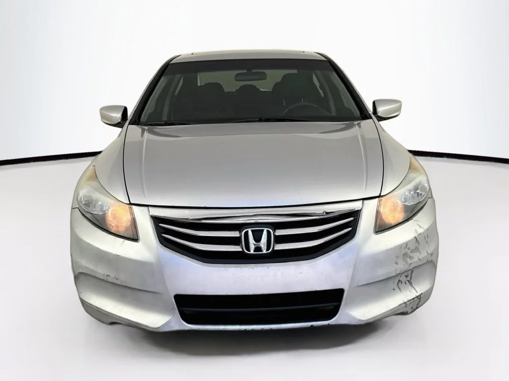 Used 2012 Alabaster Silver Metallic Honda EX image 2