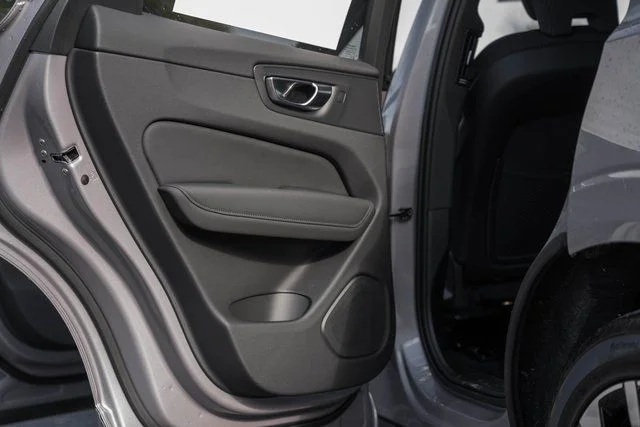 New 2026 Aurora Silver Volvo Plus image 34