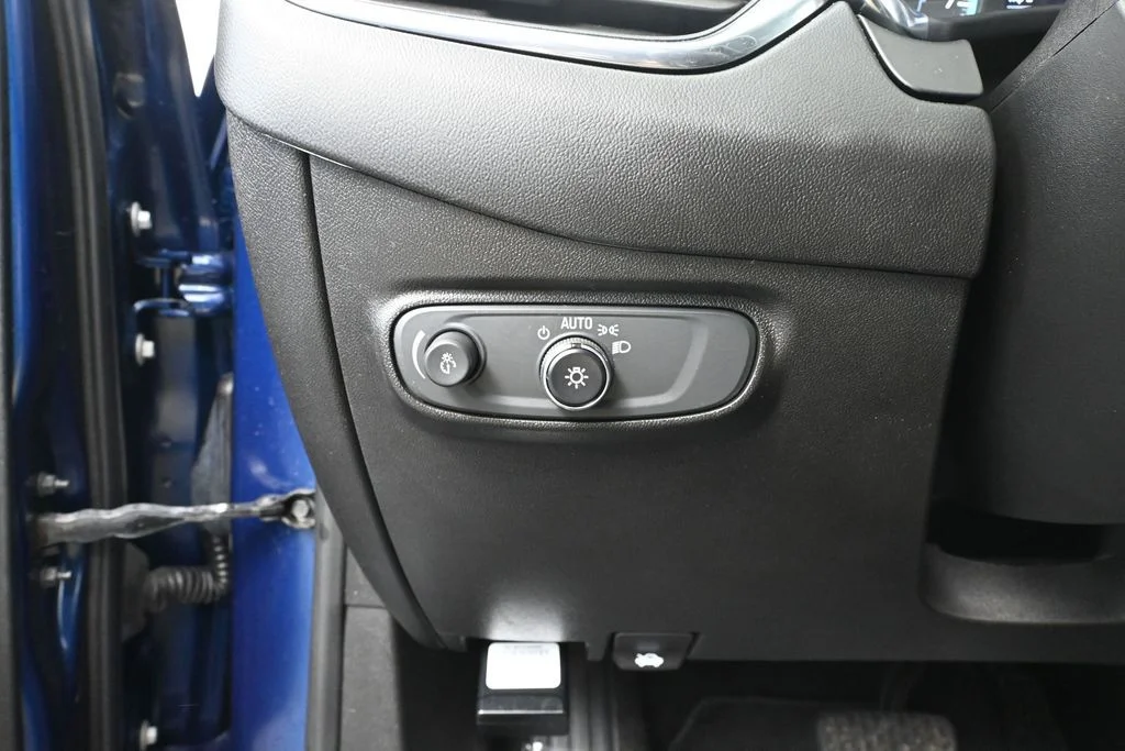 Used 2022 Blue Chevrolet LS image 30