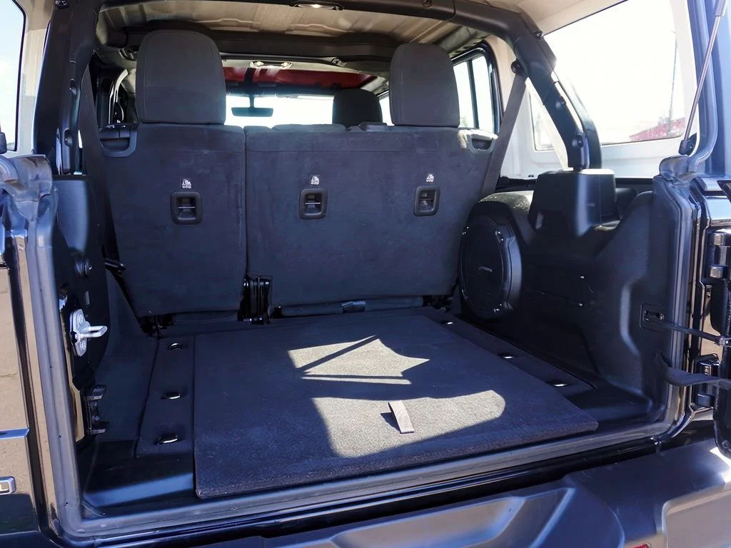 2023 Jeep Wrangler 4-Door Rubicon - Photo 36