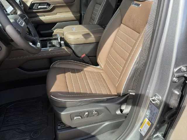 New 2027 Silver GMC Denali Ultimate image 13