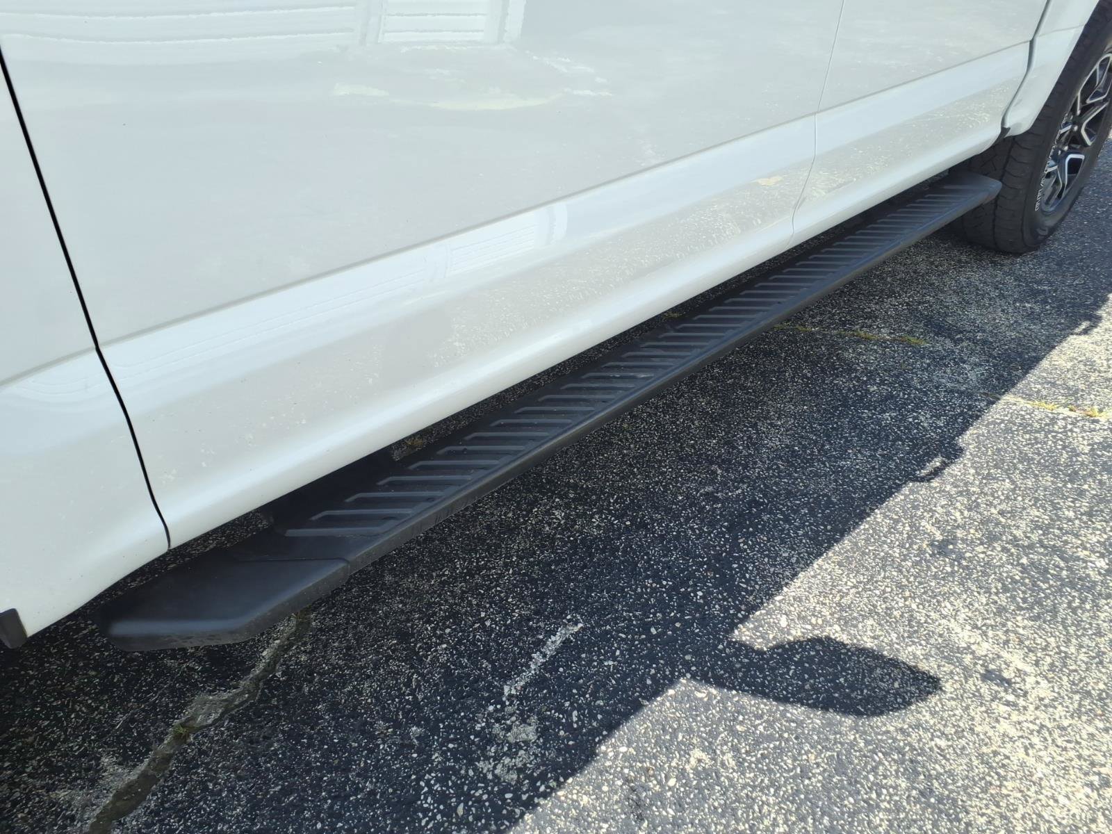 Used 2020 Oxford White Ford XLT image 10