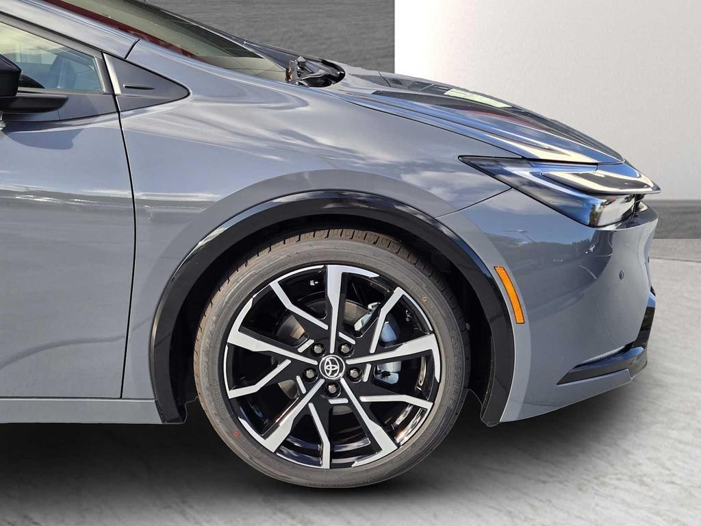 New 2026 Guardian Gray Toyota XSE image 10