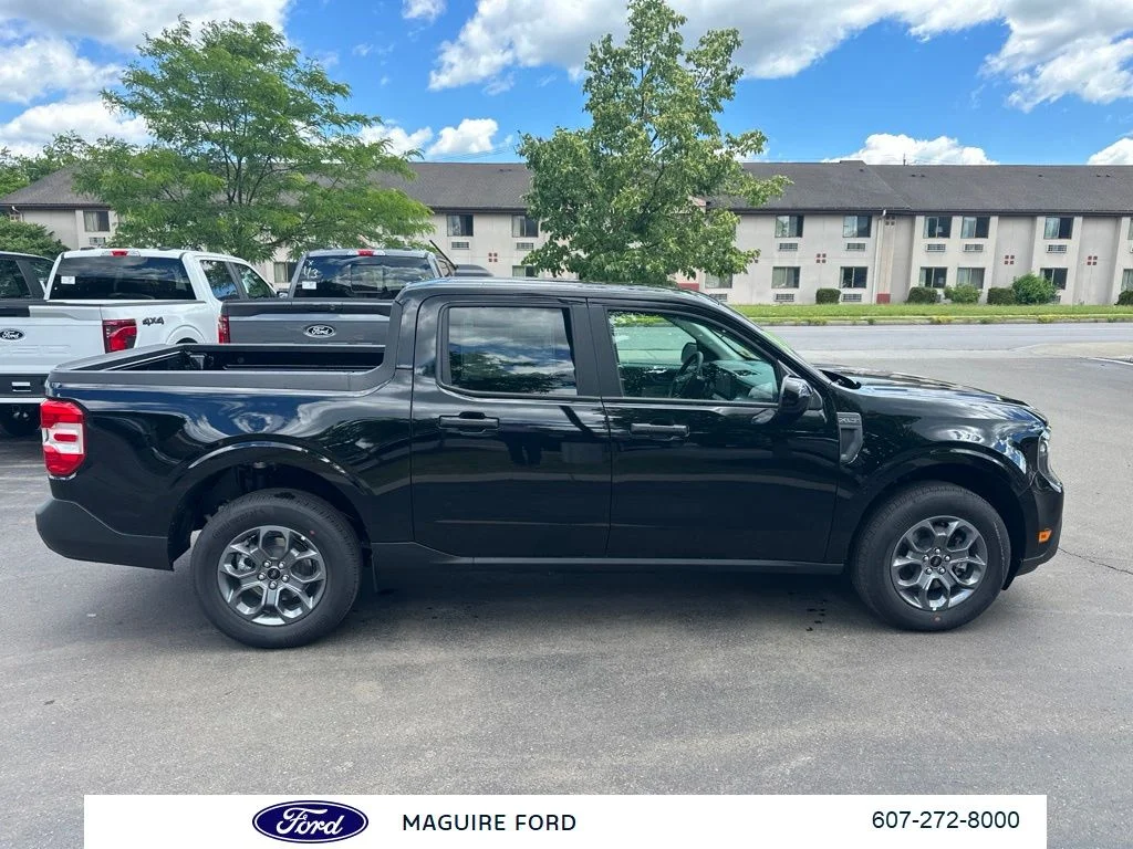 New 2026 Shadow Black Ford XLT image 3