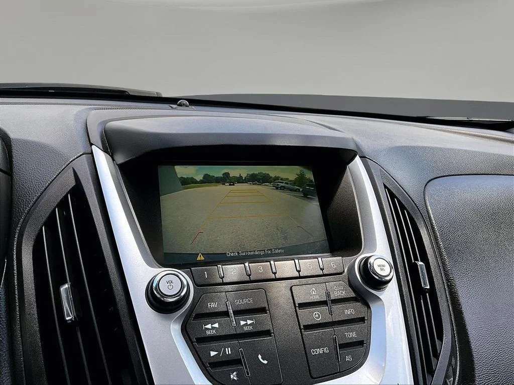 Used 2016 Black Chevrolet LT image 17