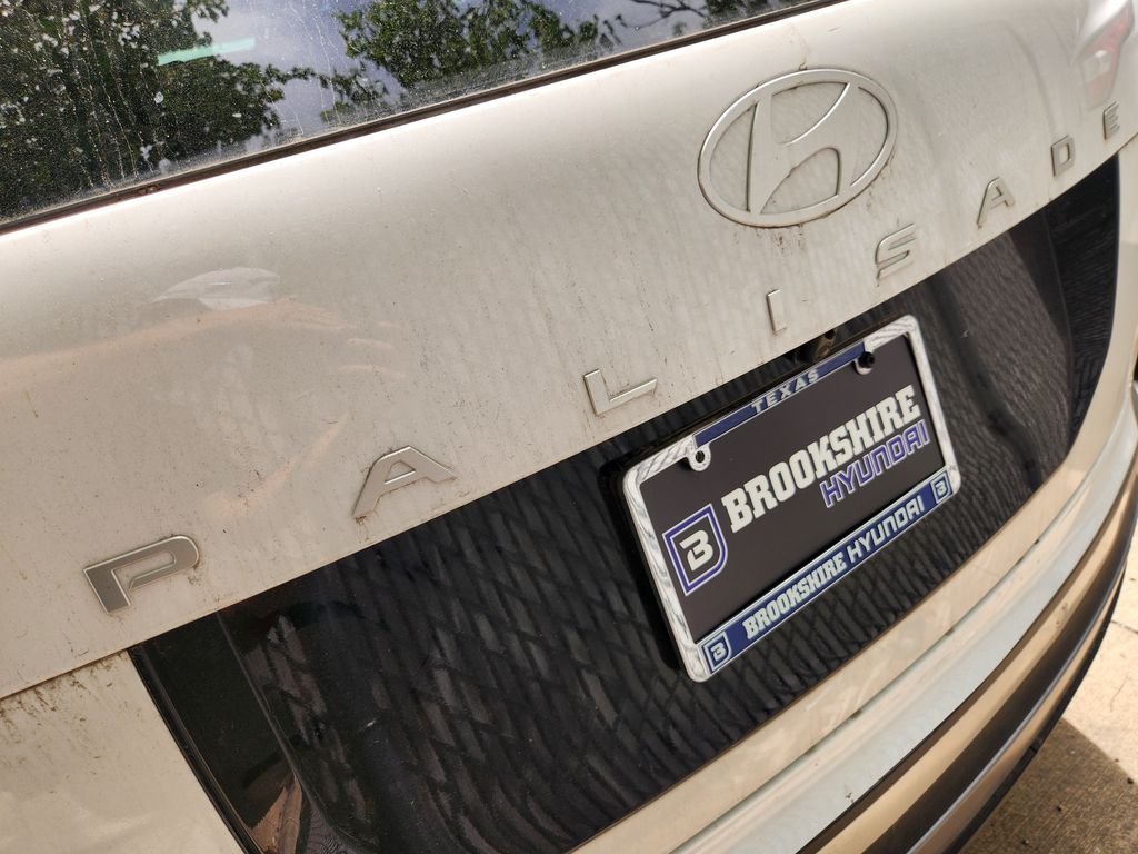 Used 2026 Creamy White Pearl Hyundai SEL 7P image 9