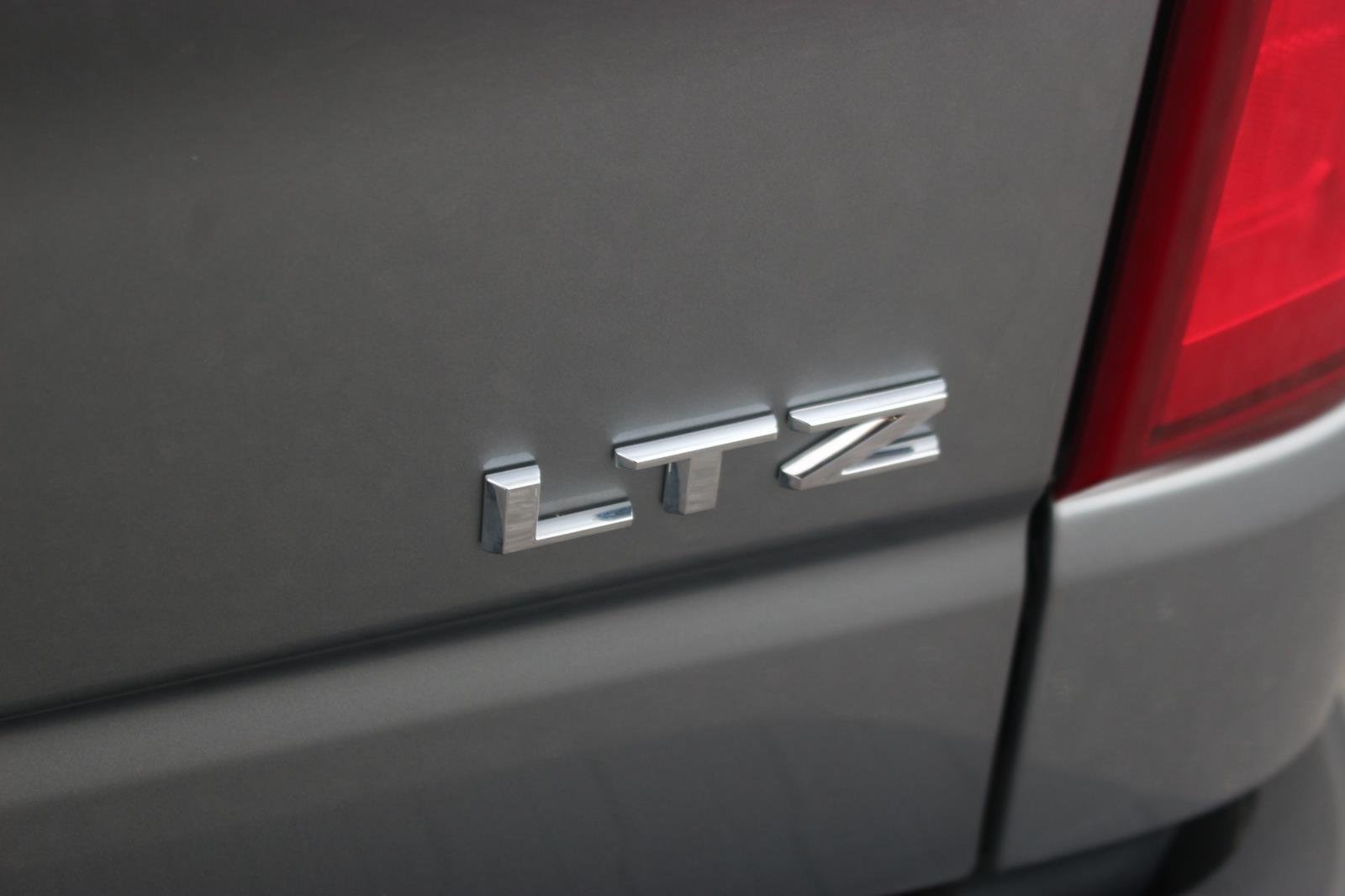 Used 2025 Sterling Gray Metallic Chevrolet LTZ image 12