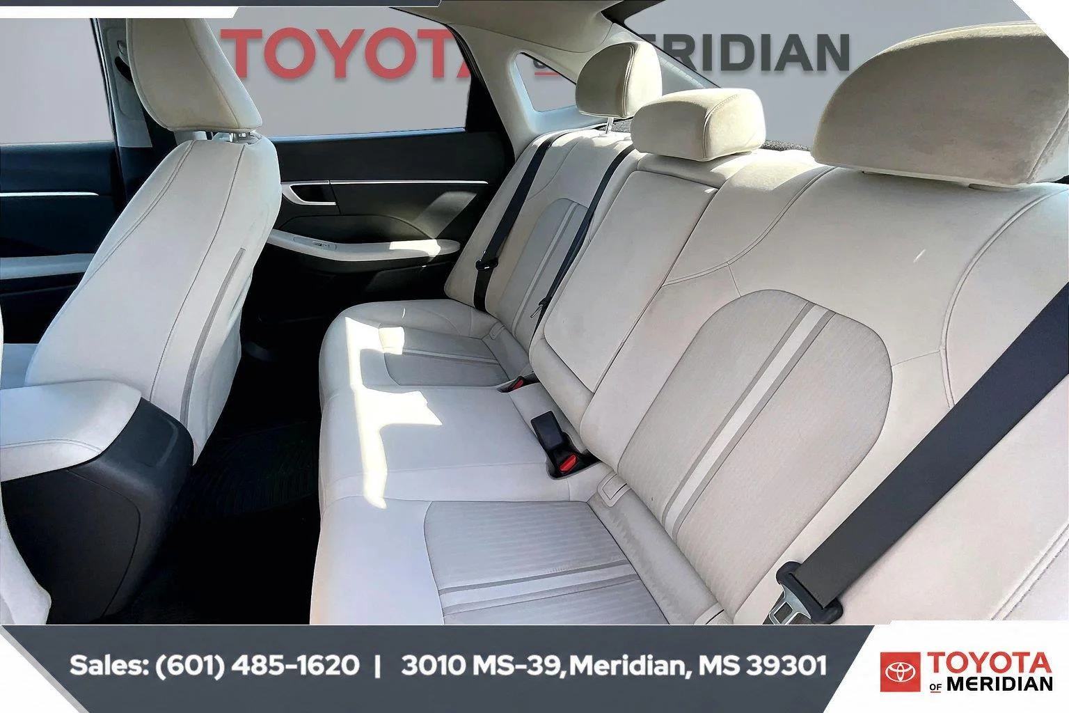 Used 2025 Aero Silver Hyundai SEL image 19