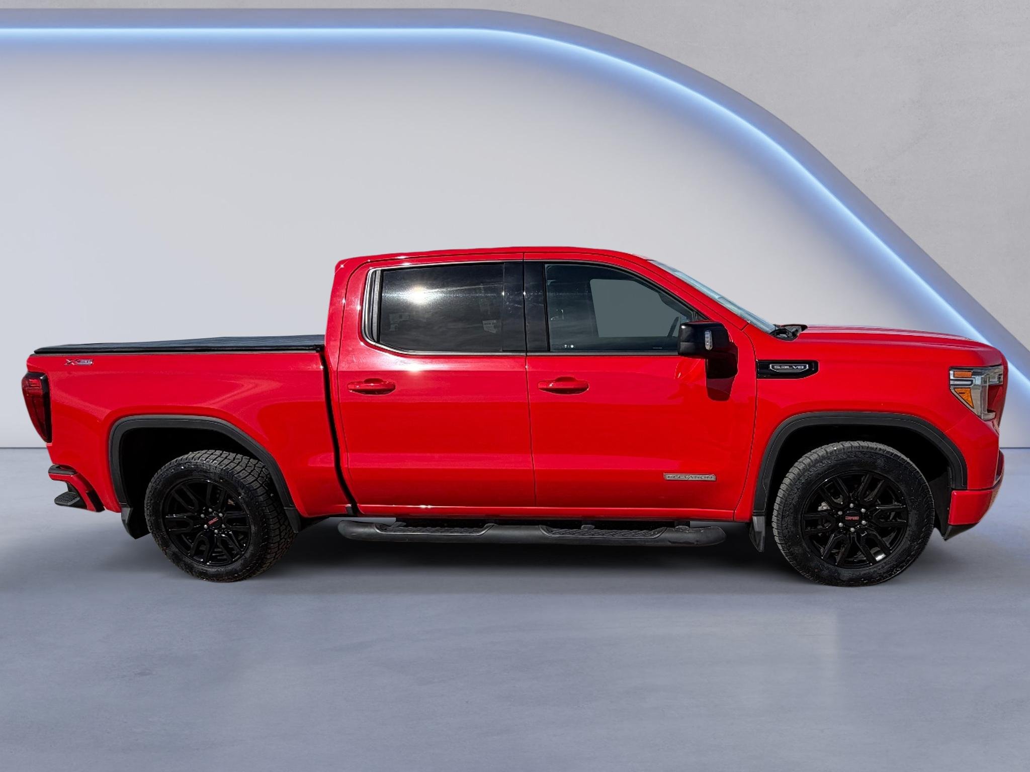 Used 2020 Cardinal Red GMC Elevation image 4