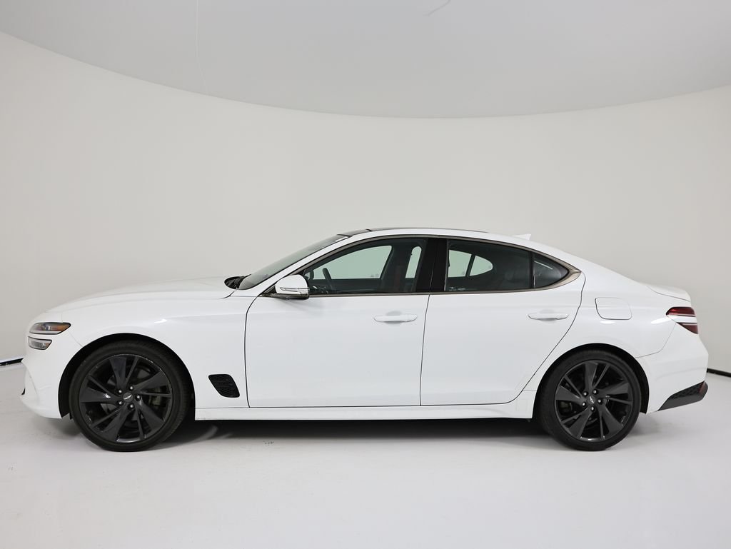Used 2023 White Genesis 2.0T image 2