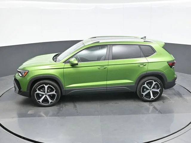 New 2026 Green Volkswagen 1.5T SEL image 12