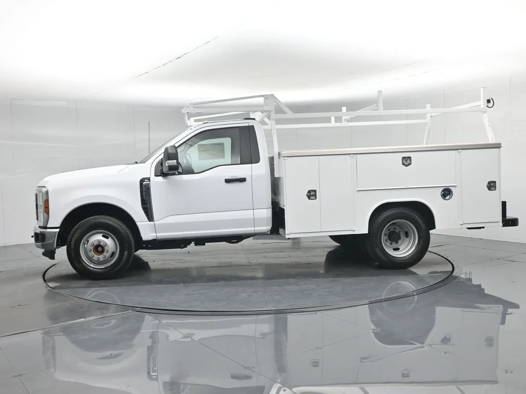 New 2026 White Ford XL image 30