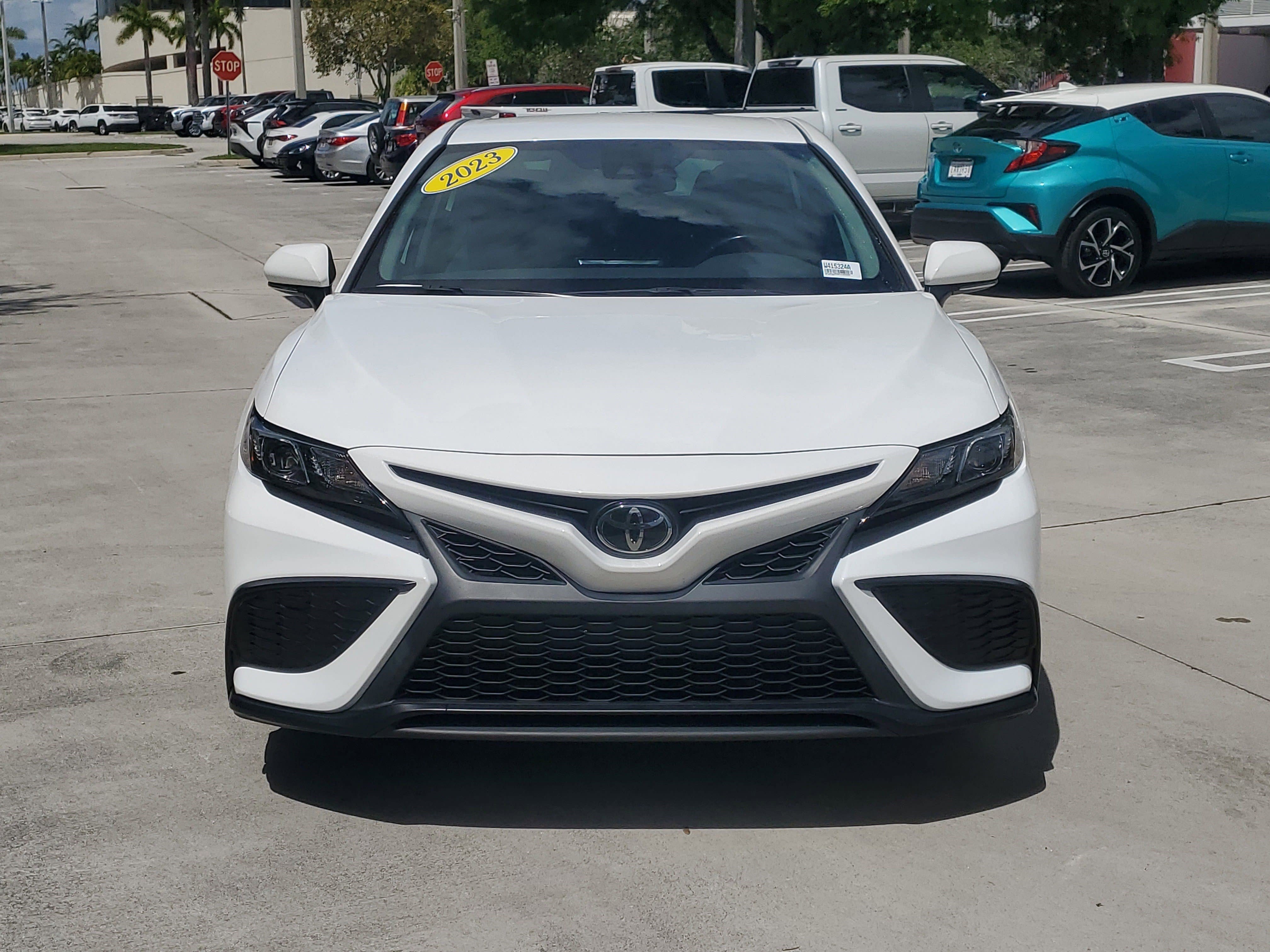 Used 2023 Ice Toyota SE image 8