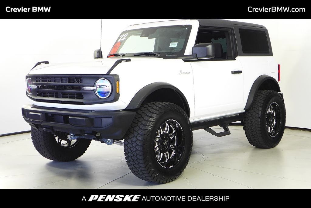 2022 Ford Bronco Base 4WD 2-door's photo