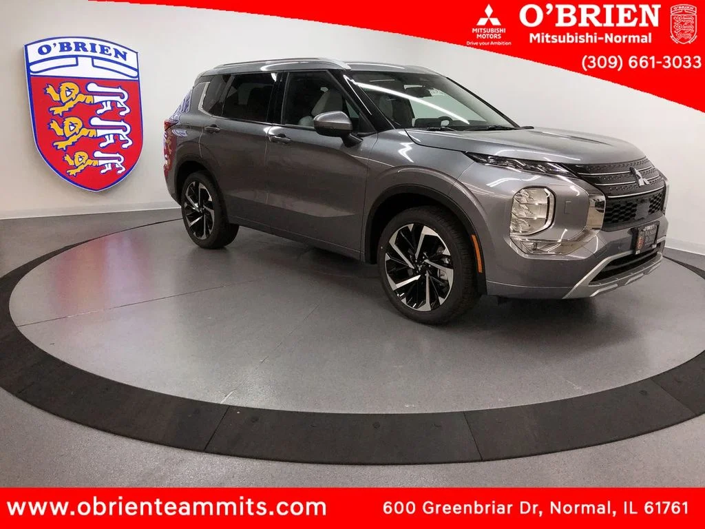 Used 2022 Mercury Gray Metallic Mitsubishi SEL image 1