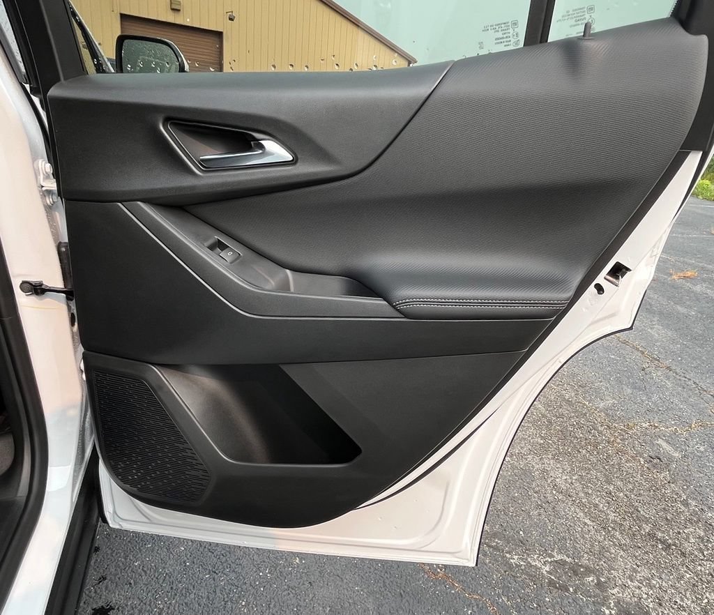 2027 Chevrolet Equinox LT - Photo 16