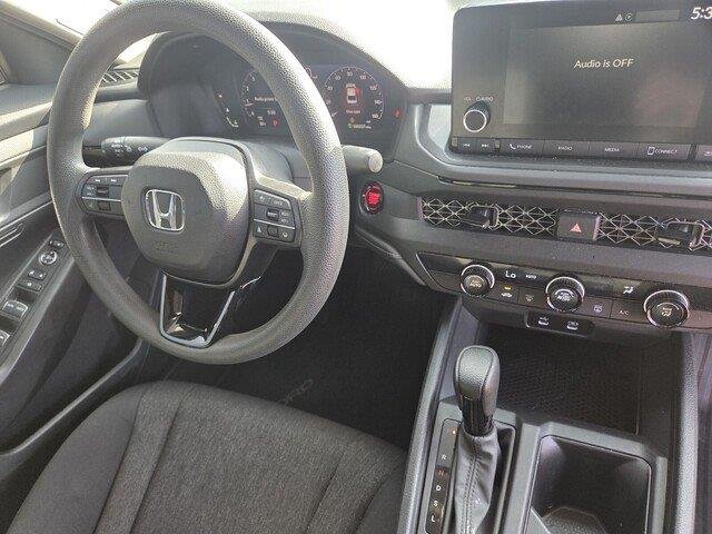 Used 2024 Platinum White Pearl Honda 1.5T LX image 30