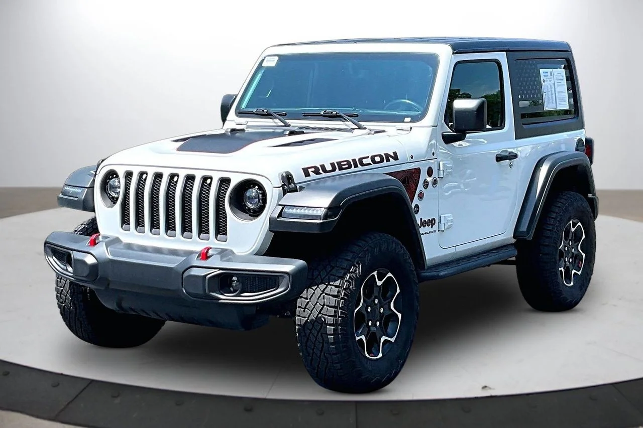 Used 2023 White Jeep Rubicon image 4