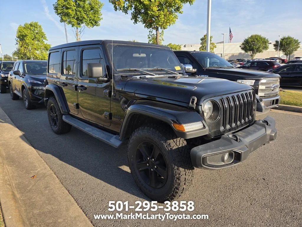Used 2019 Black Jeep Unlimited Sahara Altitude image 3