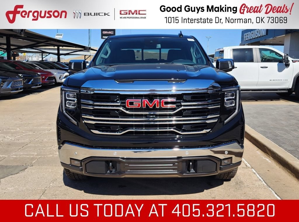 2026 GMC Sierra 1500 SLT - Photo 9