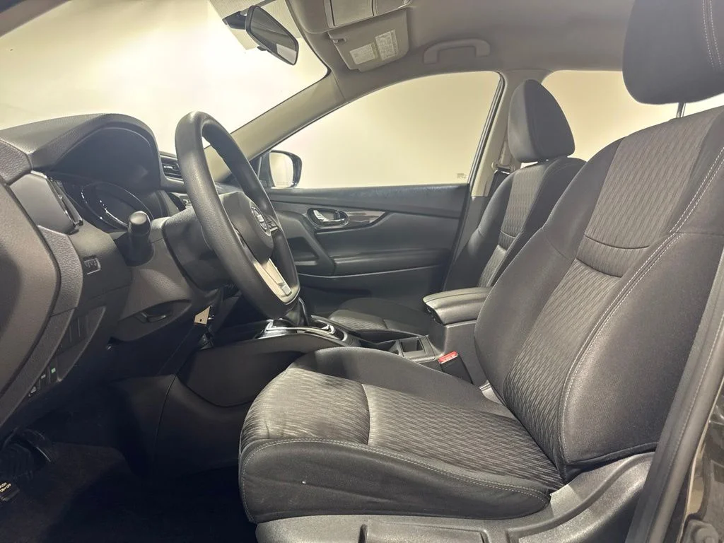 Used 2017 Midnight Nissan S image 18
