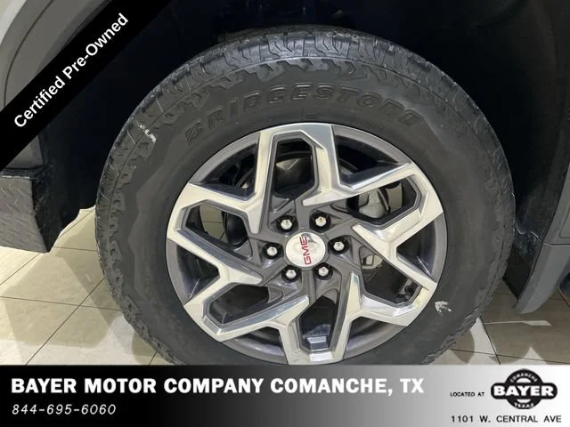 Used 2023 Sterling Metallic GMC SLT image 30