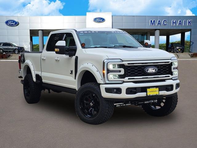 New 2026 Star White Metallic Tri-Coat Ford F-250® Lariat® image 24