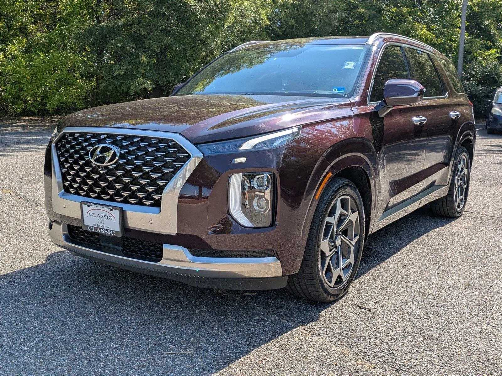 Used 2022 Sierra Burgundy Hyundai Calligraphy image 8