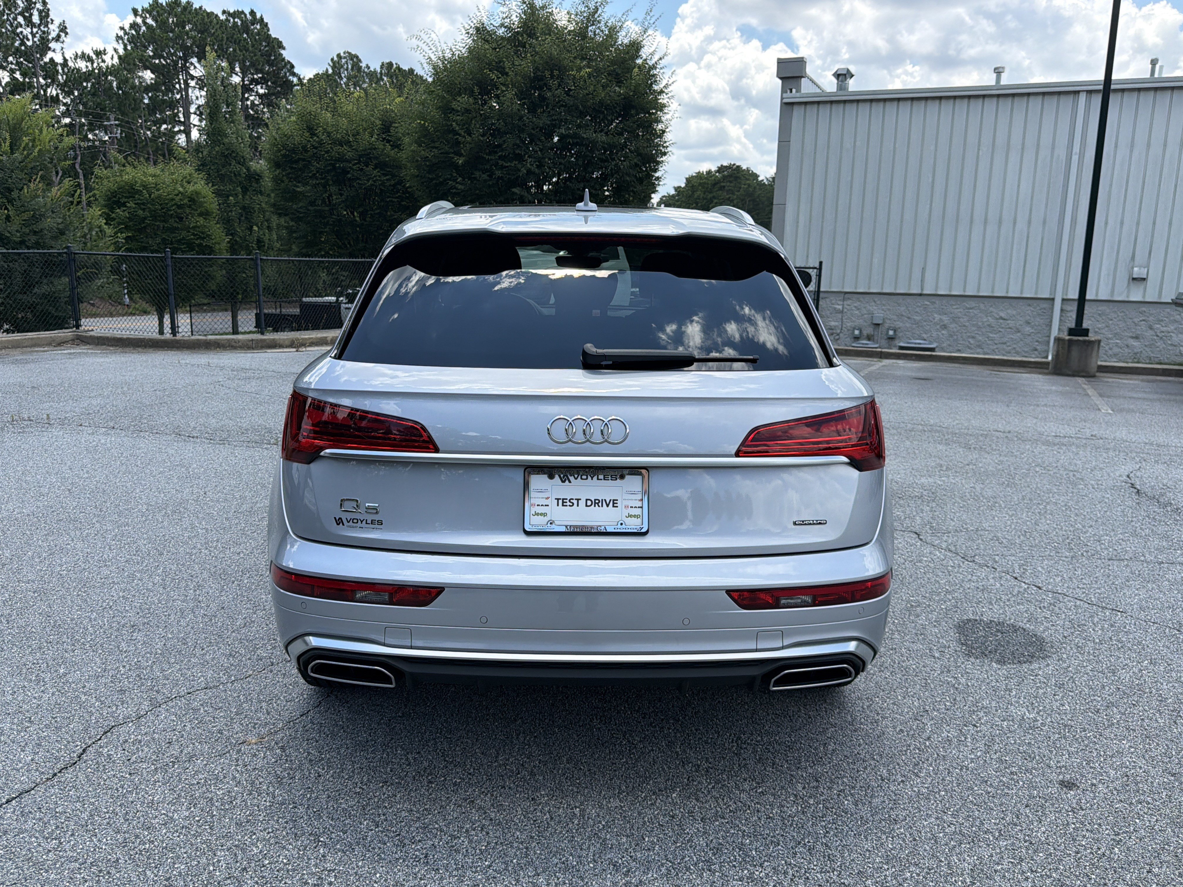 Used 2022 Florett Silver Metallic Audi S line Premium Plus image 7