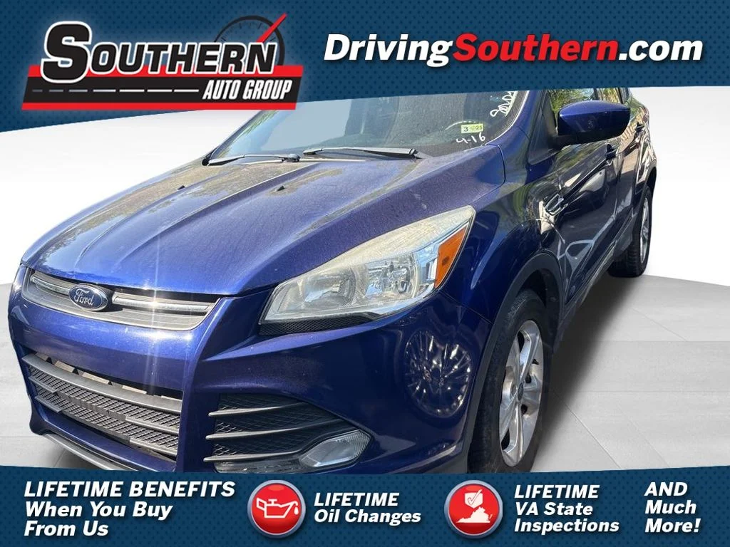 Used 2014 Blue Ford SE image 1
