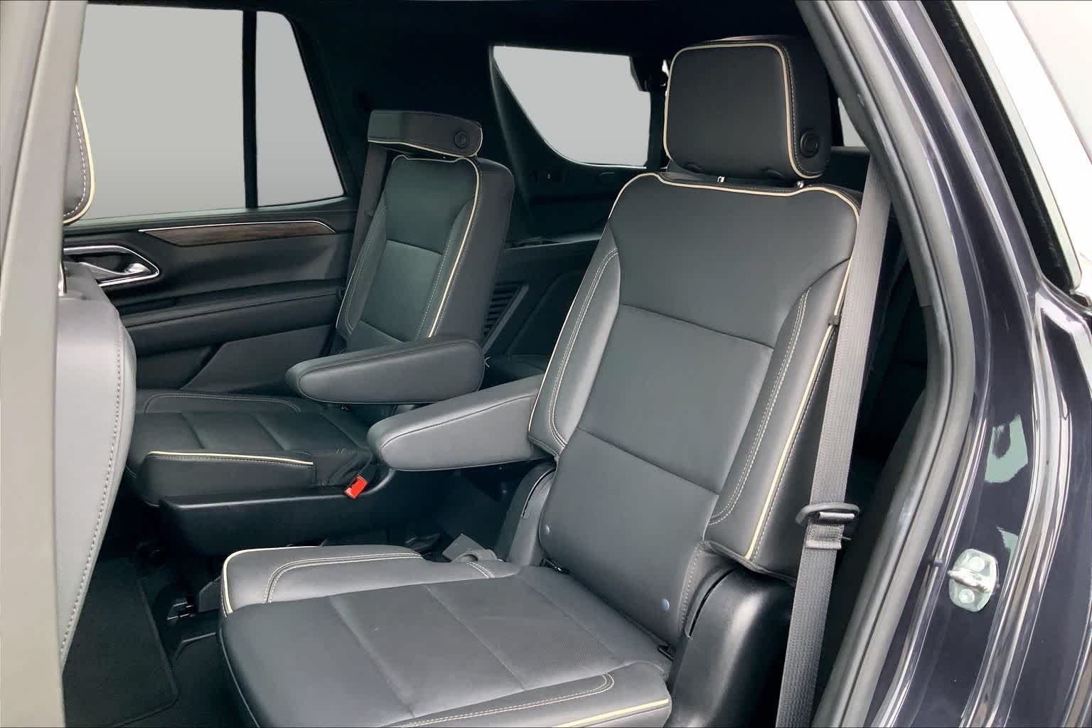 Used 2024 Dark Ash Metallic Chevrolet Premier image 19