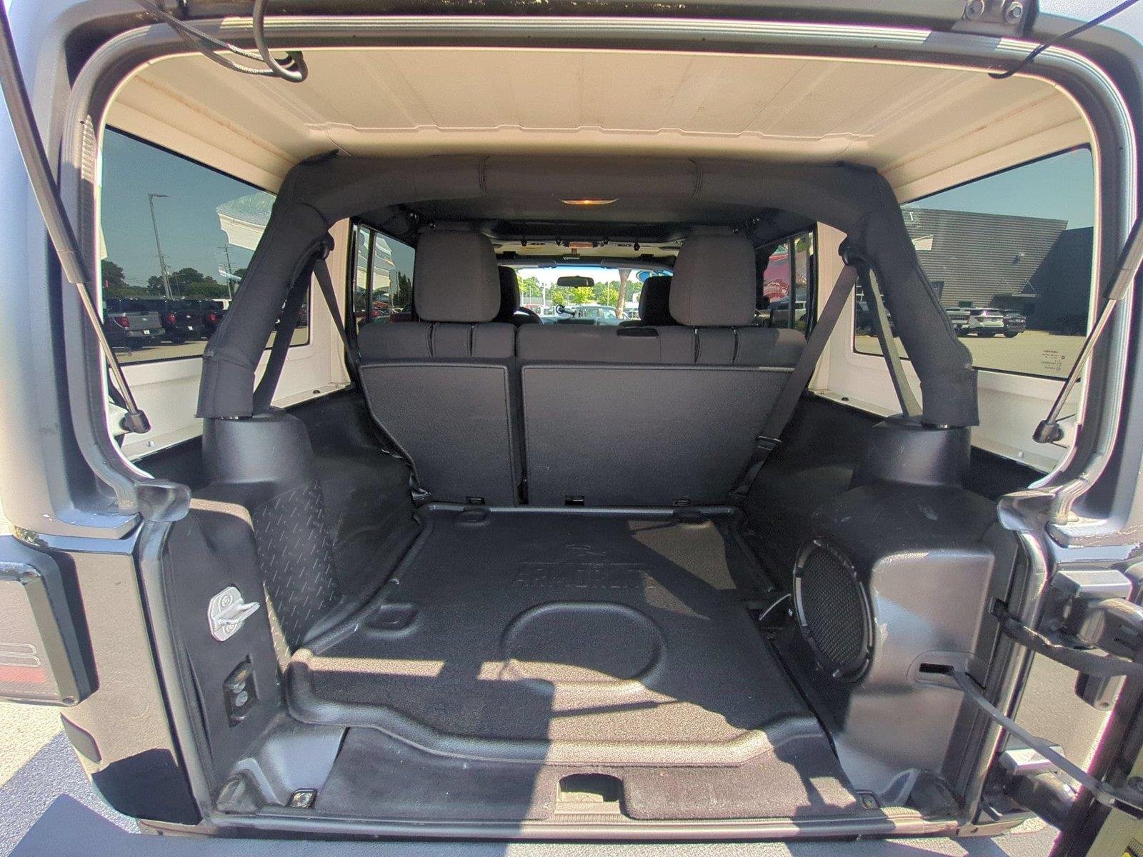 Used 2012 Black Clearcoat Jeep Sahara image 29