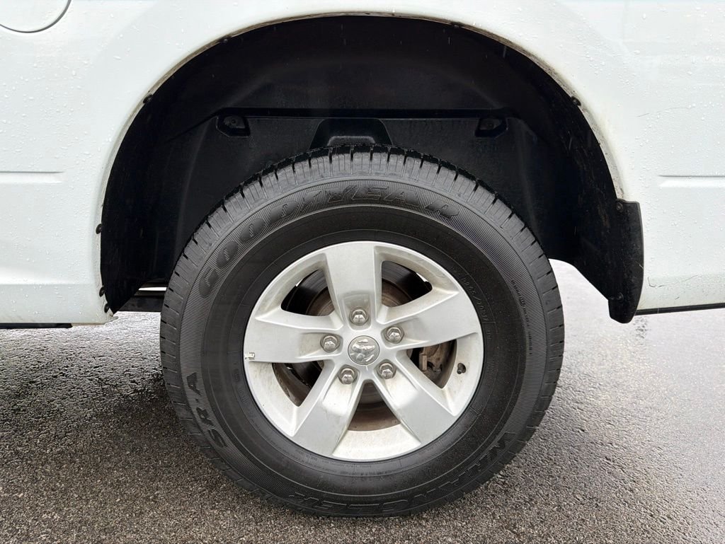 Used 2023 White Ram SLT image 19