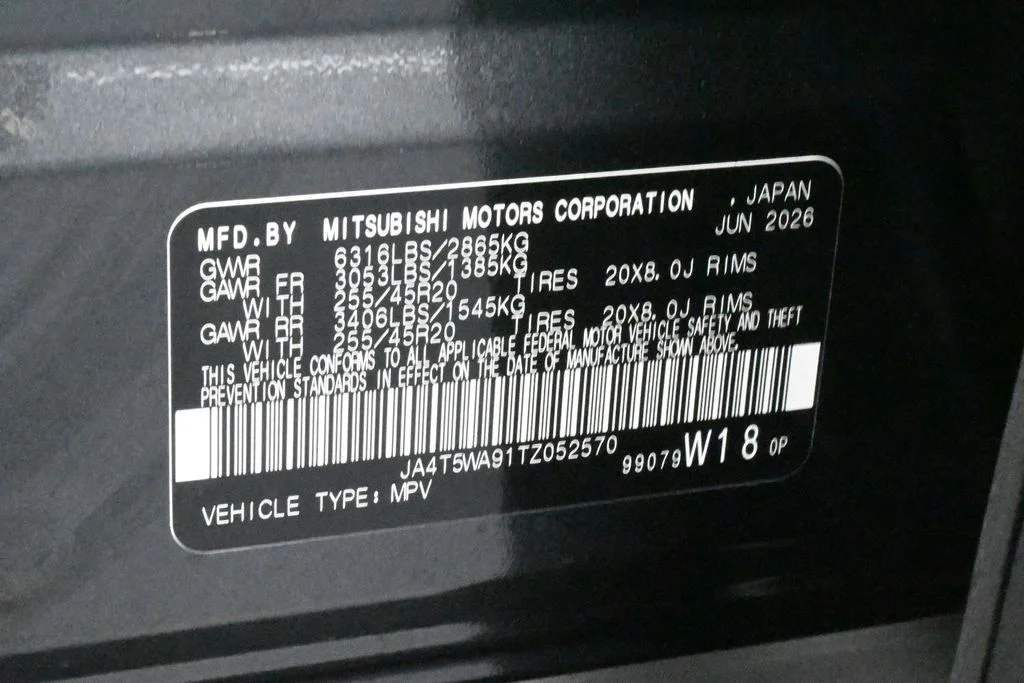 New 2026 Graphite Gray Mitsubishi BLACK EDITION S-AWC image 17