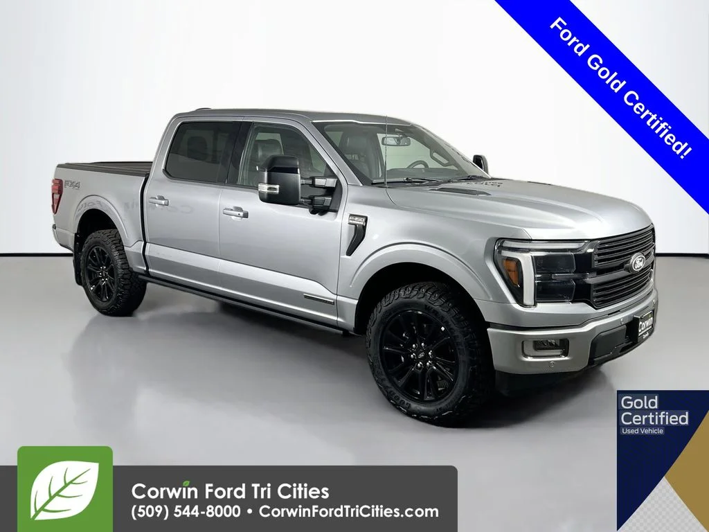 2025 Ford F-150 Platinum 4x4 SuperCrew 145 in's photo