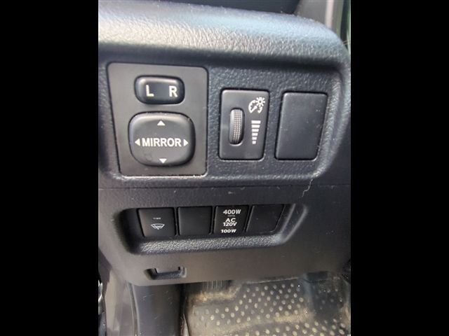 Used 2018 Gray Toyota SR5 Premium image 9