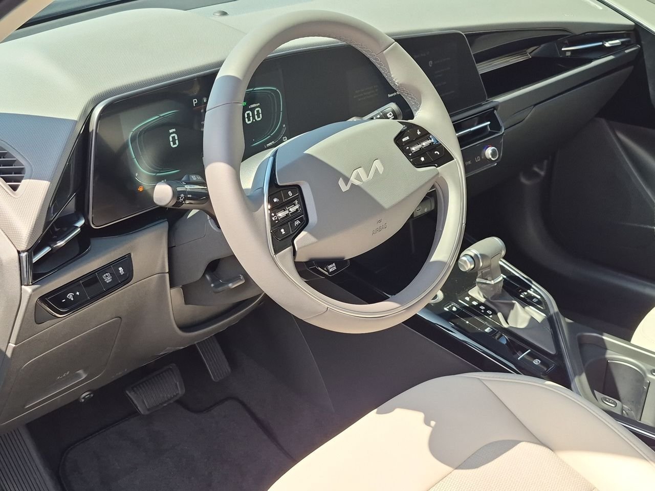 New 2026 Mineral Blue Kia EX image 10