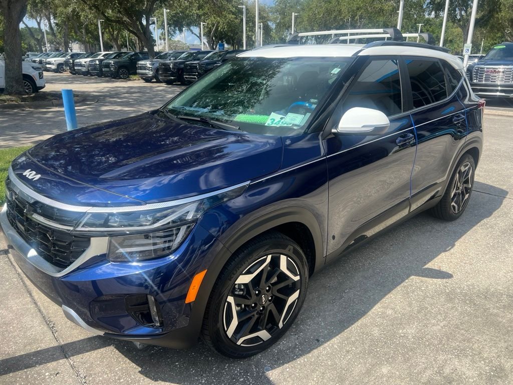 Used 2024 Blue Kia SX image 1